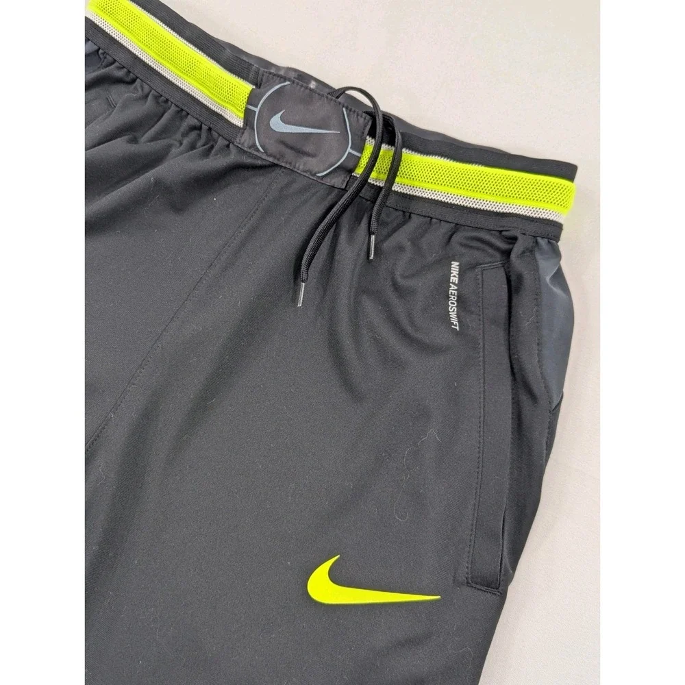 Nike‎ Men's Aeroswift 9